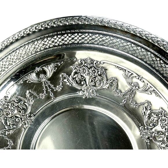 International Silver Company Ornate Floral Filigree Round 12" Serving Tray-Nice - Picture 4 of 7